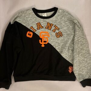 SAN FRANCISCO GIANTS SWEATER
